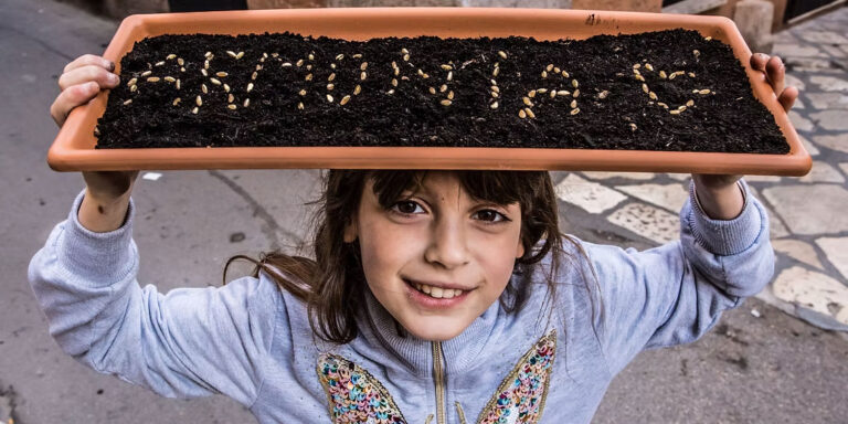 Io sono un filo d'erba che trema - Guendalina Salini