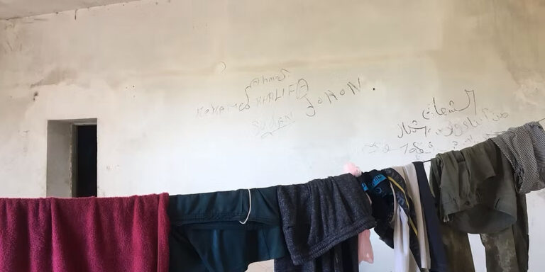 BÄRAKKÄ una casa con niente - Guendalina Salini