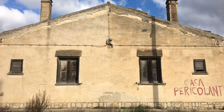 BÄRAKKÄ una casa con niente - Guendalina Salini